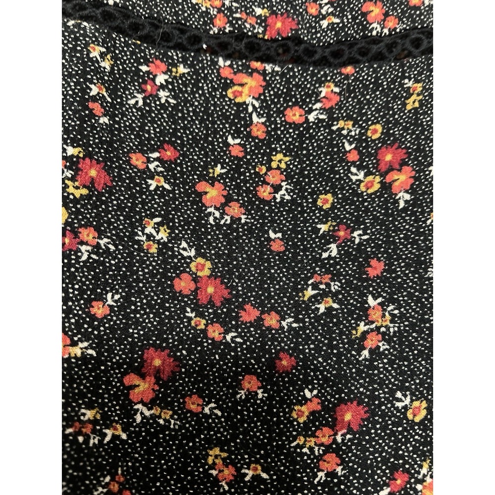 Knox Rose Women's Dark Floral Top Size L Peasant Long Sleeve Black Red Lace - Picture 4 of 16